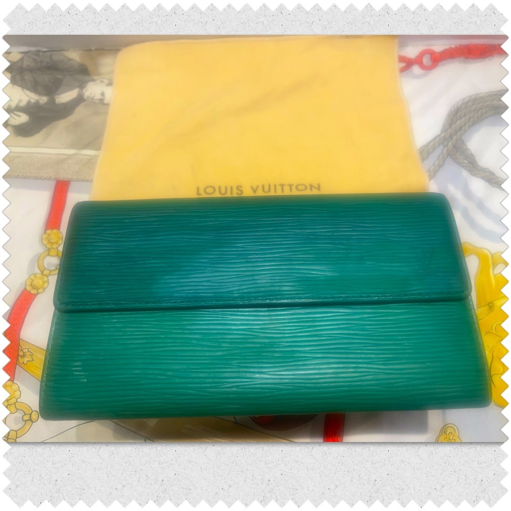 Louis Vuitton LV Epi Long Wallet